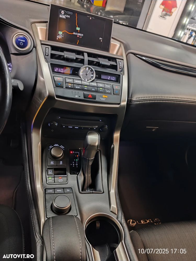 Lexus Seria NX 300h Business Edition - 10