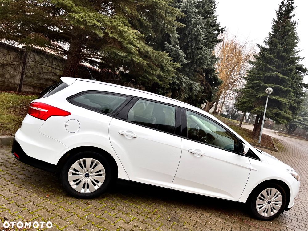 Ford Focus 1.0 EcoBoost STart-Stopp-System ACTIVE - 8