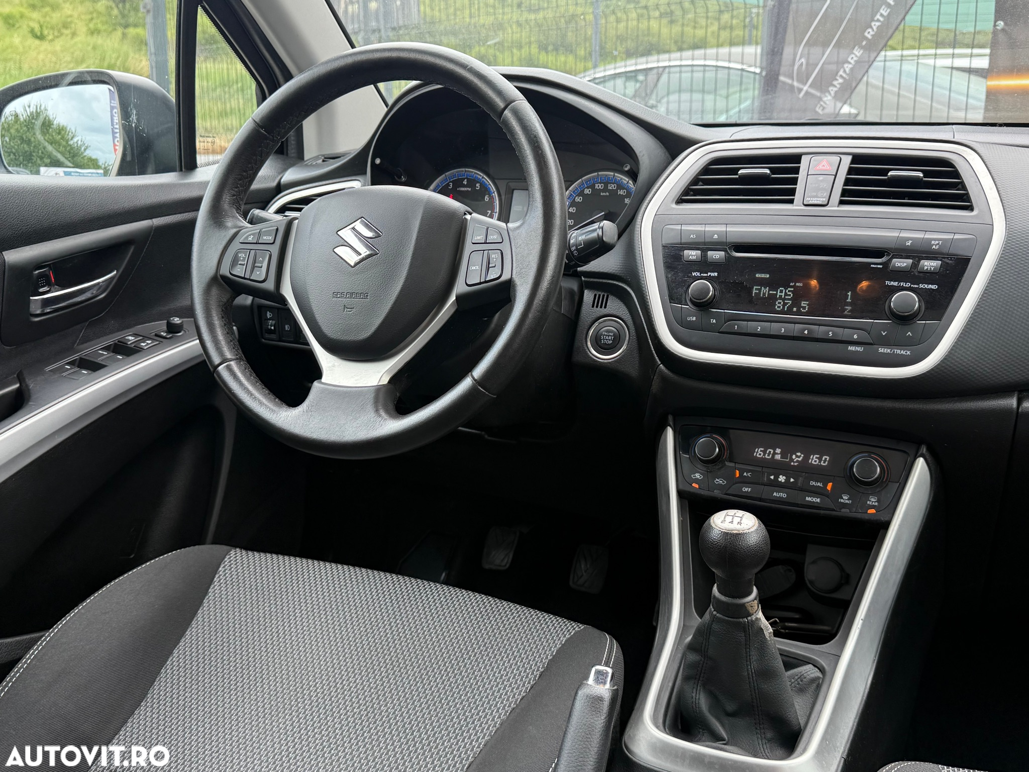 Suzuki SX4 S-Cross 1.6 Comfort - 5