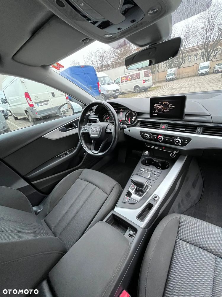 Audi A4 Avant 2.0 TDI S tronic - 12