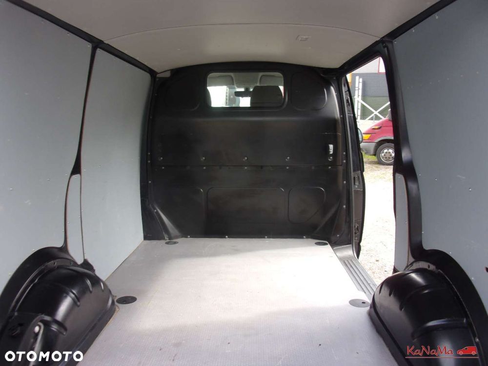 Volkswagen Transporter - 19