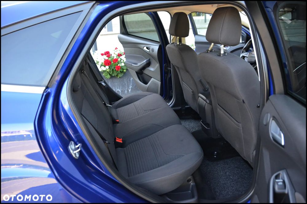 Ford Focus - 25