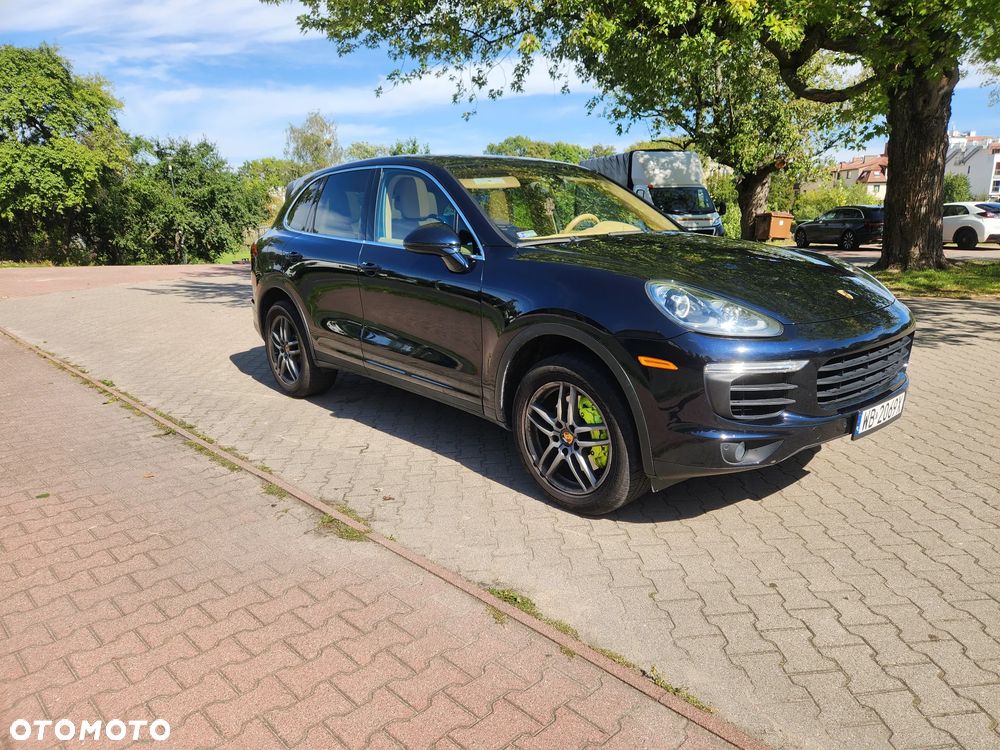 Porsche Cayenne S E-Hybrid - 2
