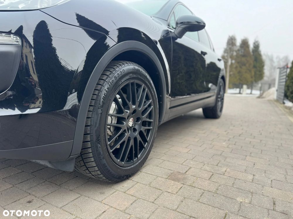 Porsche Cayenne S Diesel Platinum Edition - 10