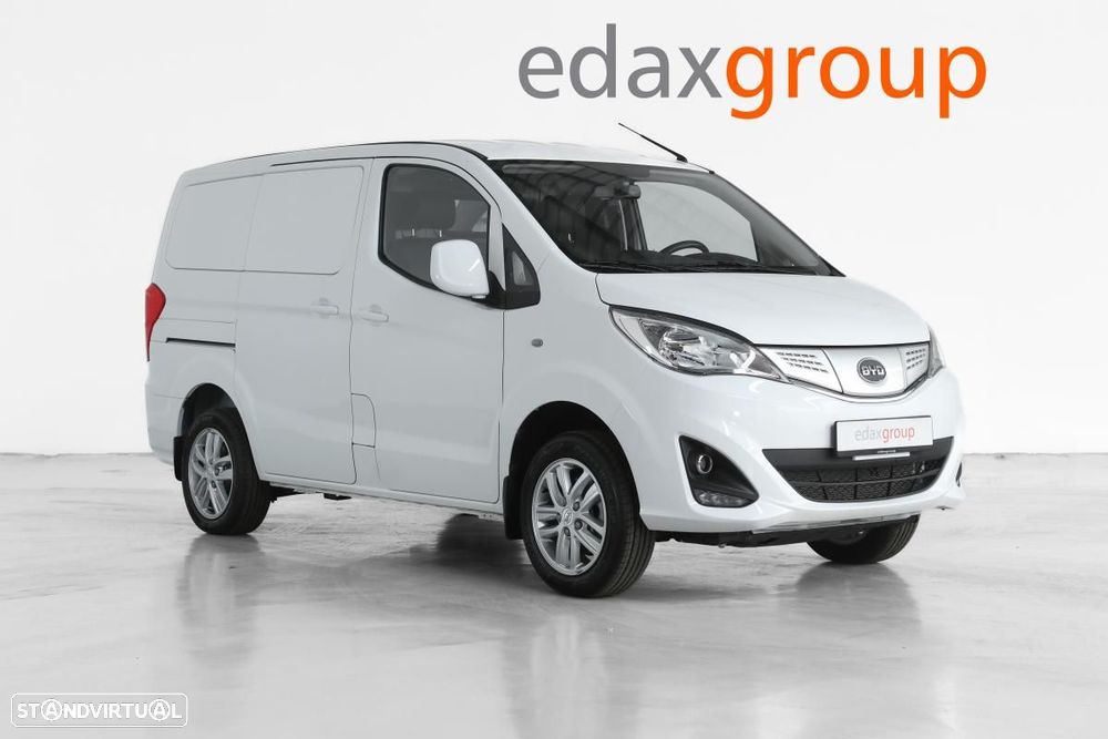 Novo BYD ETP3 COMFORT - DK c/IVA 2025 - 23 990 EUR, 11 km ...