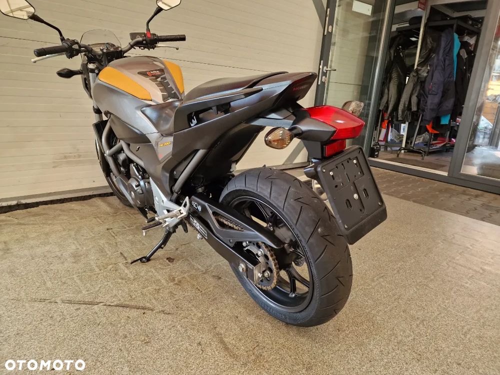Honda NC - 22