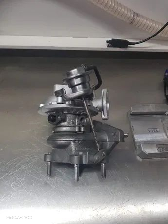 Turbina TurboSprężarka Nissan CabStar 2.5 Dci 110 KM 14411-VM01A - 3