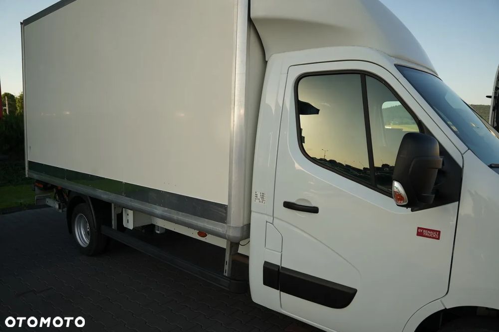 Renault MASTER / KONTENER - 4,5  M / WINDA DHOLLANDIA - 750 kg / SPROWADZONY - 15