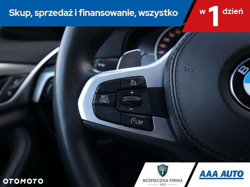 BMW Seria 5 - 17