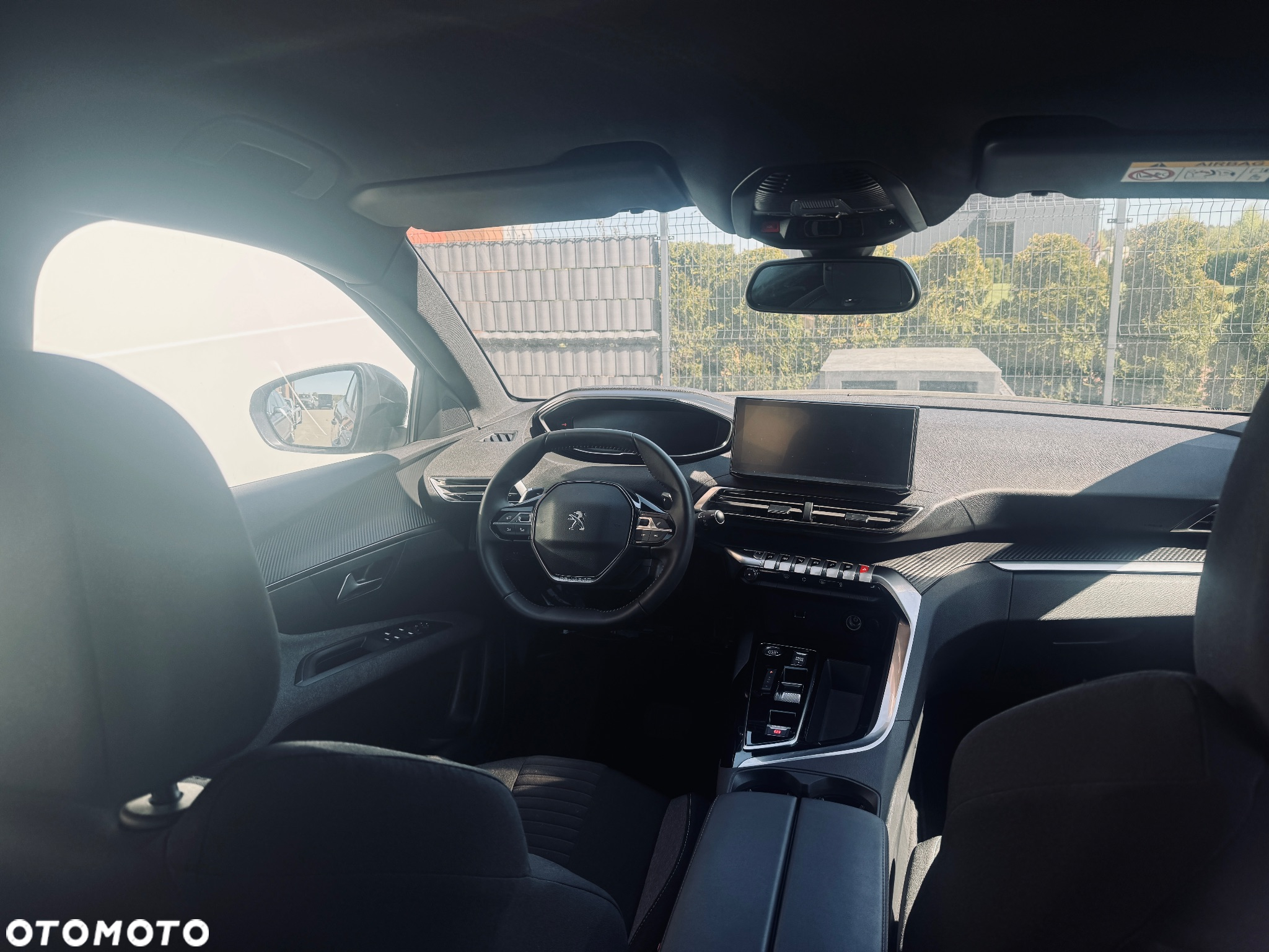 Peugeot 3008 1.6 PureTech Hybrid PHEV Allure S&S EAT8 - 27