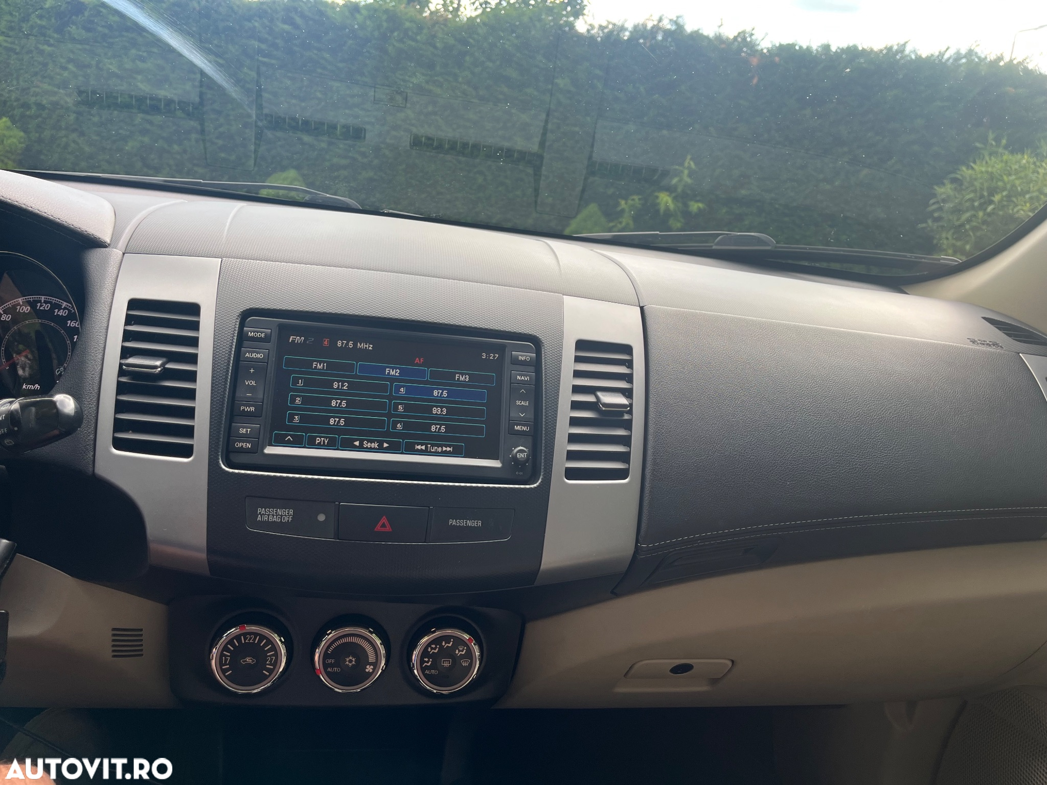 Citroën C-Crosser 2.2 HDI Confort Aut. - 10