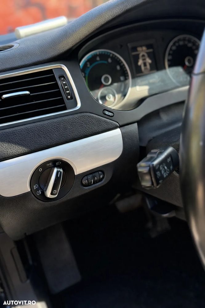 Volkswagen Jetta 1.4 DSG - 10