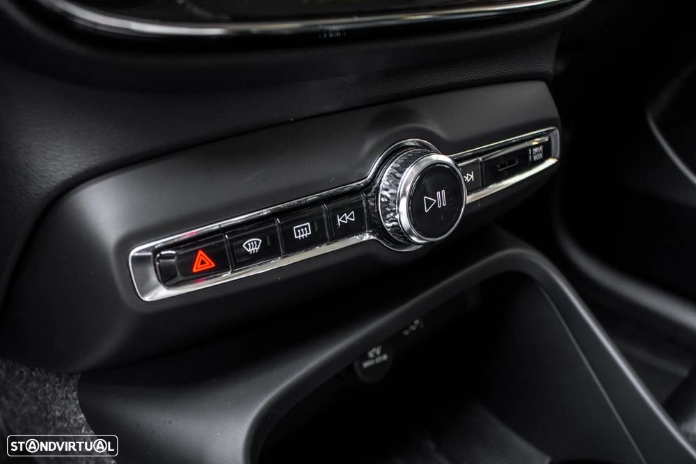 Volvo XC 40 1.5 T5 PHEV Plus Bright - 22