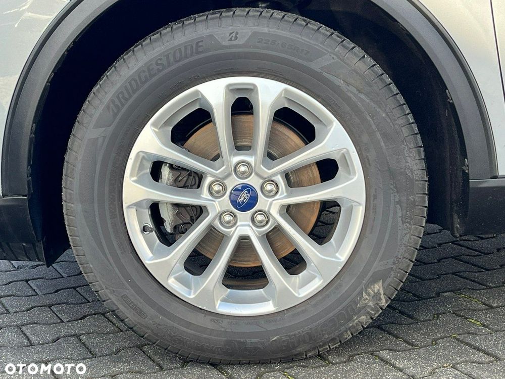 Ford Kuga 2.0 EcoBlue 4x4 TITANIUM - 14