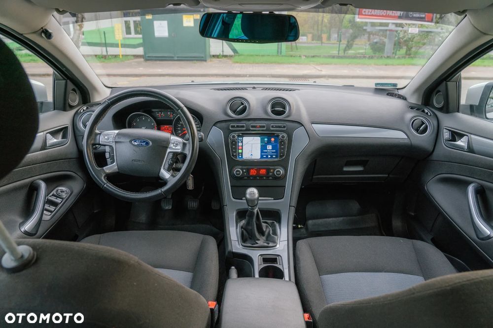 Ford Mondeo 2.0 FF Trend - 13