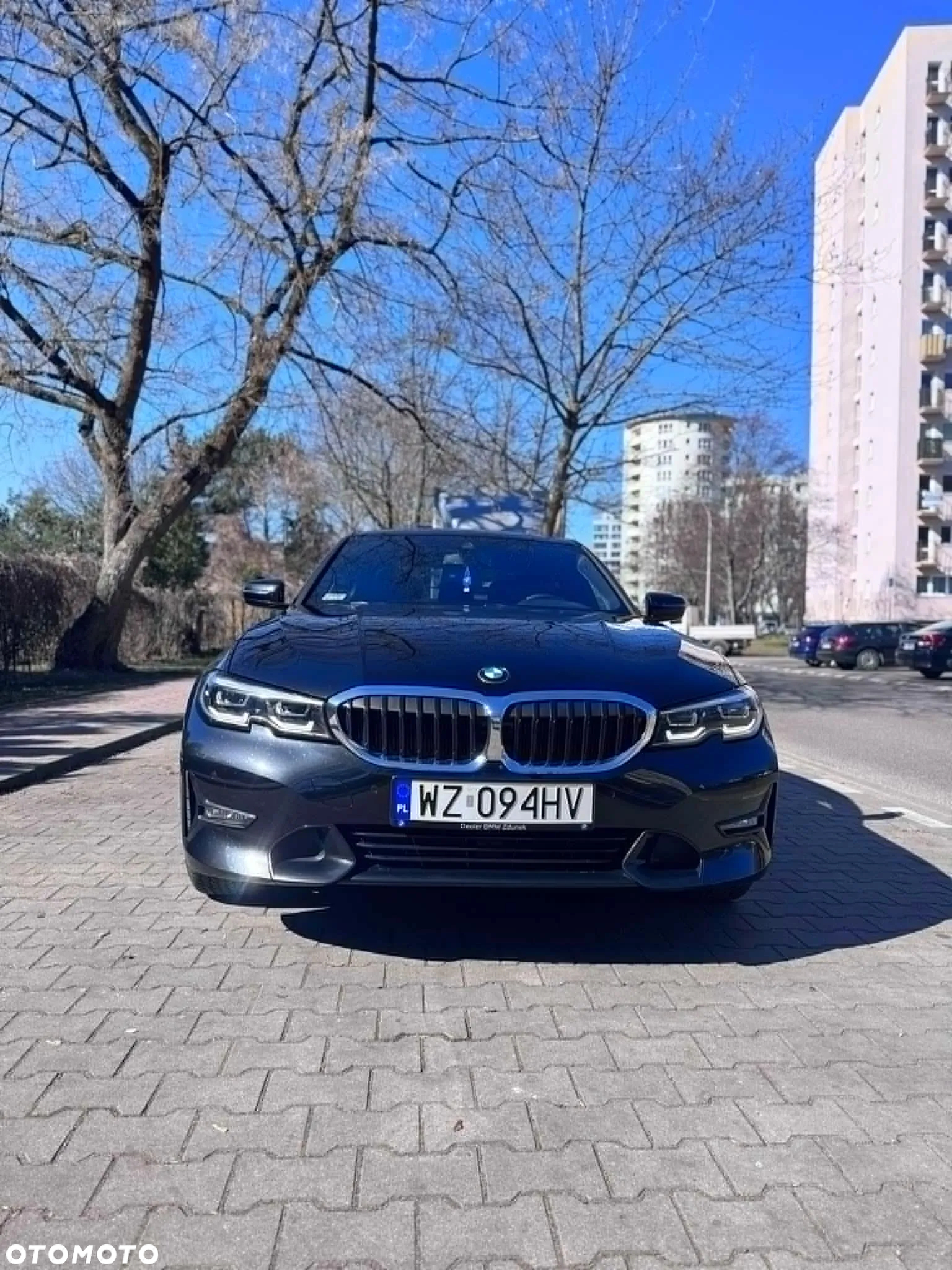 BMW Seria 3 330i xDrive Sport Line - 4