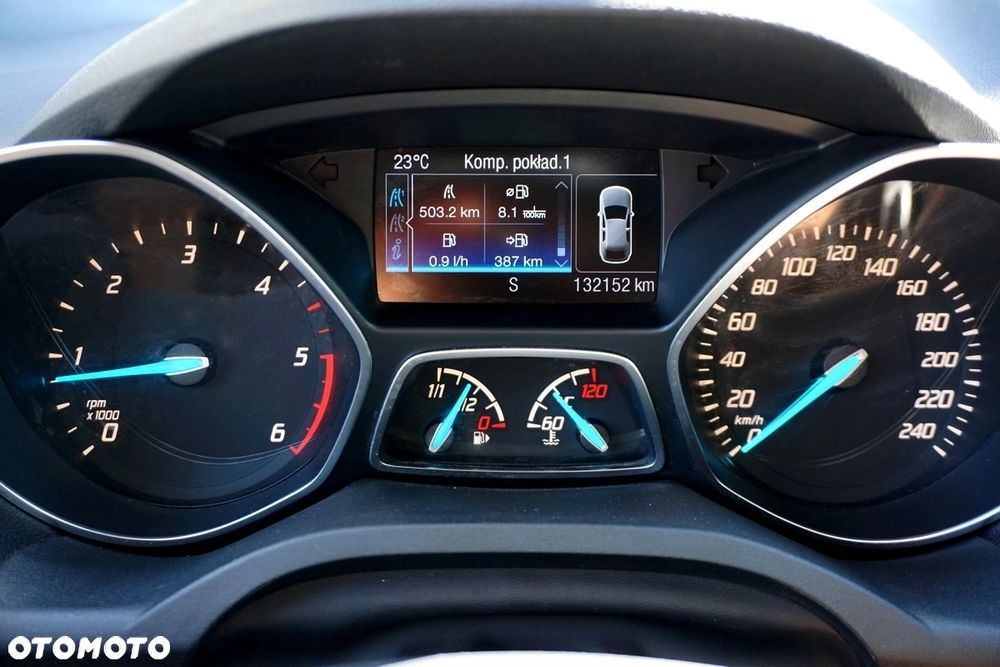 Ford Kuga 2.0 TDCi 4x4 Business Edition - 28