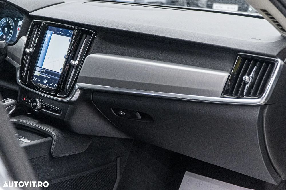 Volvo S90 D3 Geartronic Momentum - 37