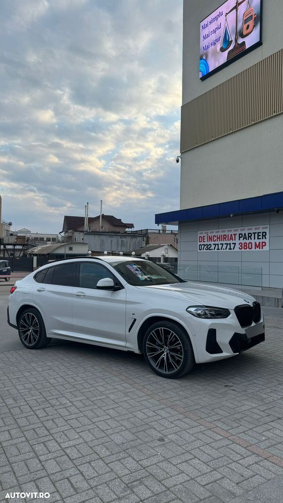 BMW X4 2023 — imagine 16