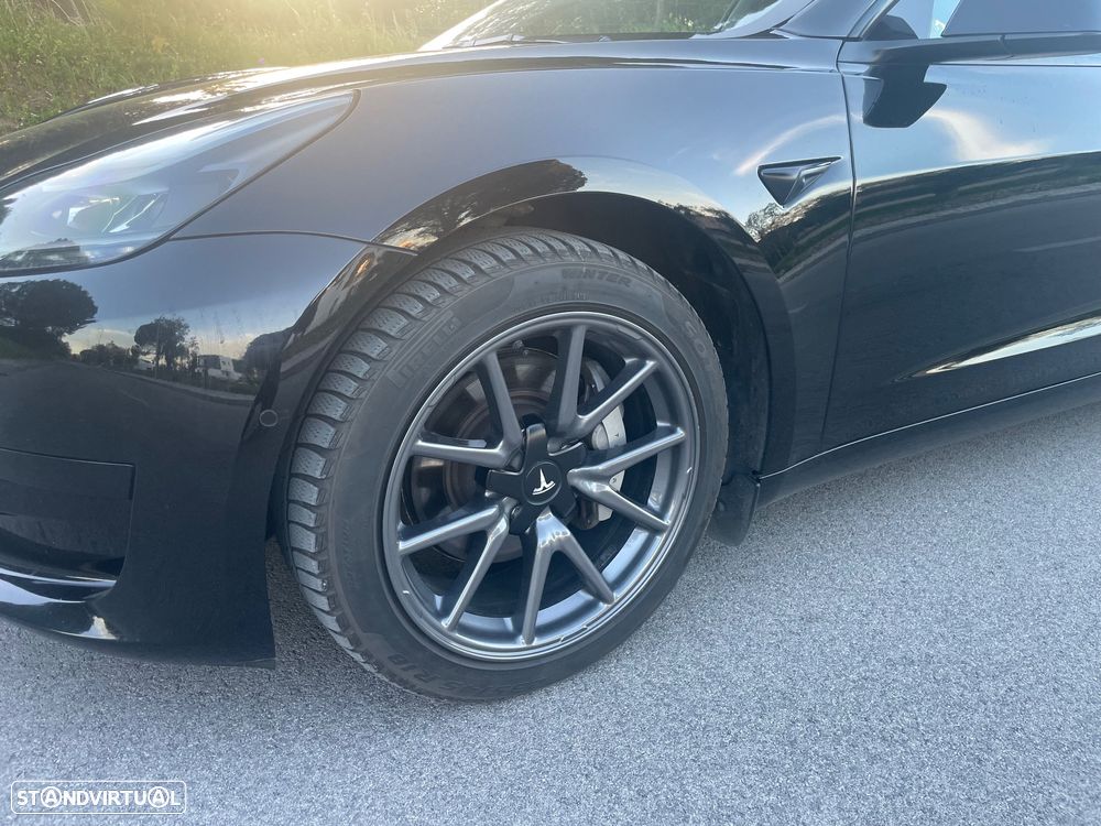 Tesla Model 3 Standard Range Plus RWD - 11