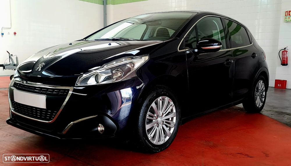 Peugeot 208 1.6 BlueHDi Allure - 2