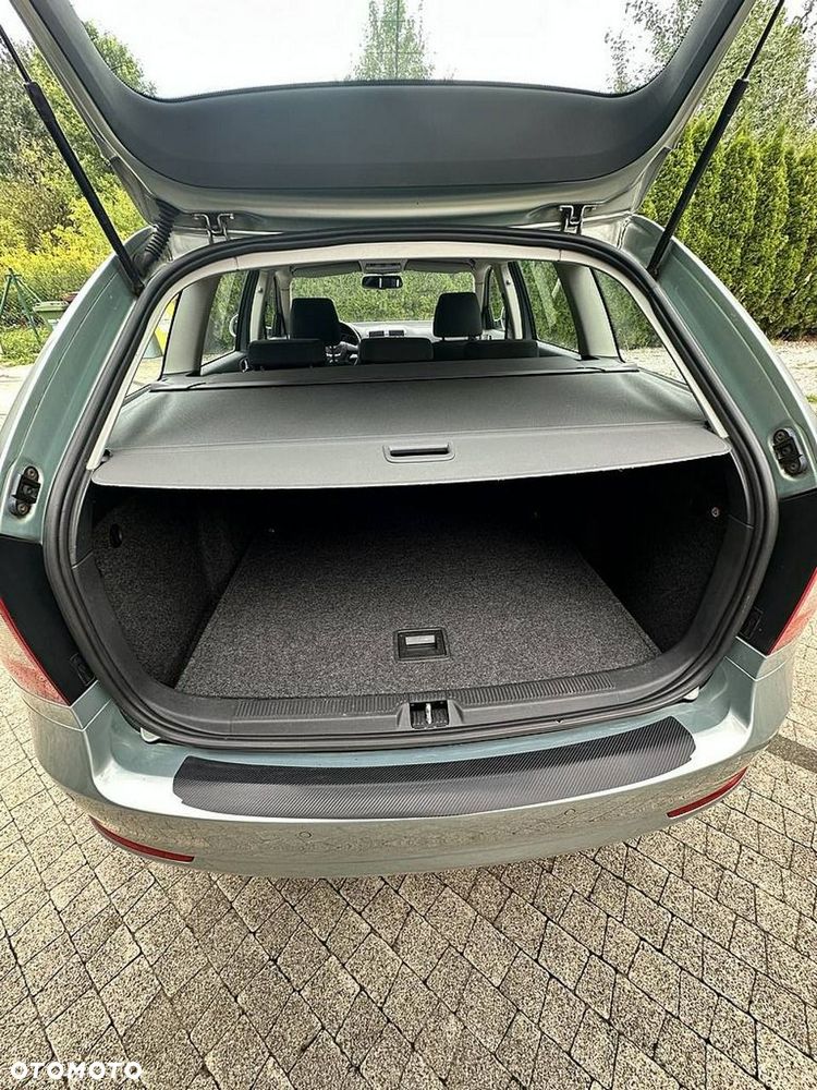 Skoda Octavia - 25