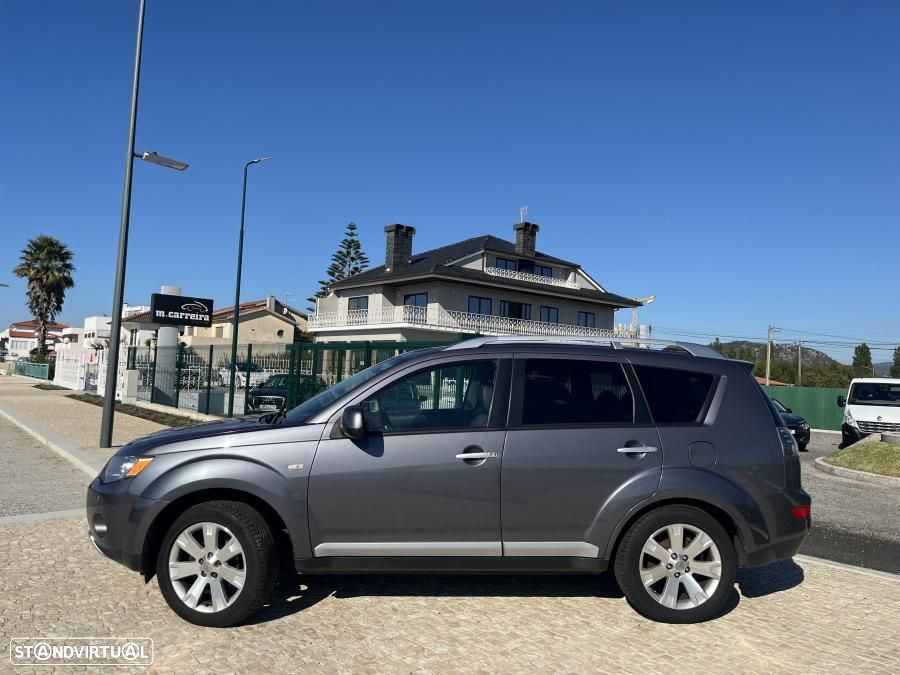 Mitsubishi Outlander 2.0 DI-D Intense+ 4WD - 14