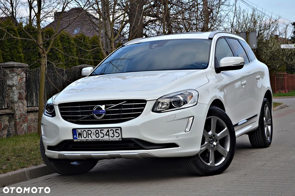 Volvo XC 60 D5 AWD Geartronic Summum - 2