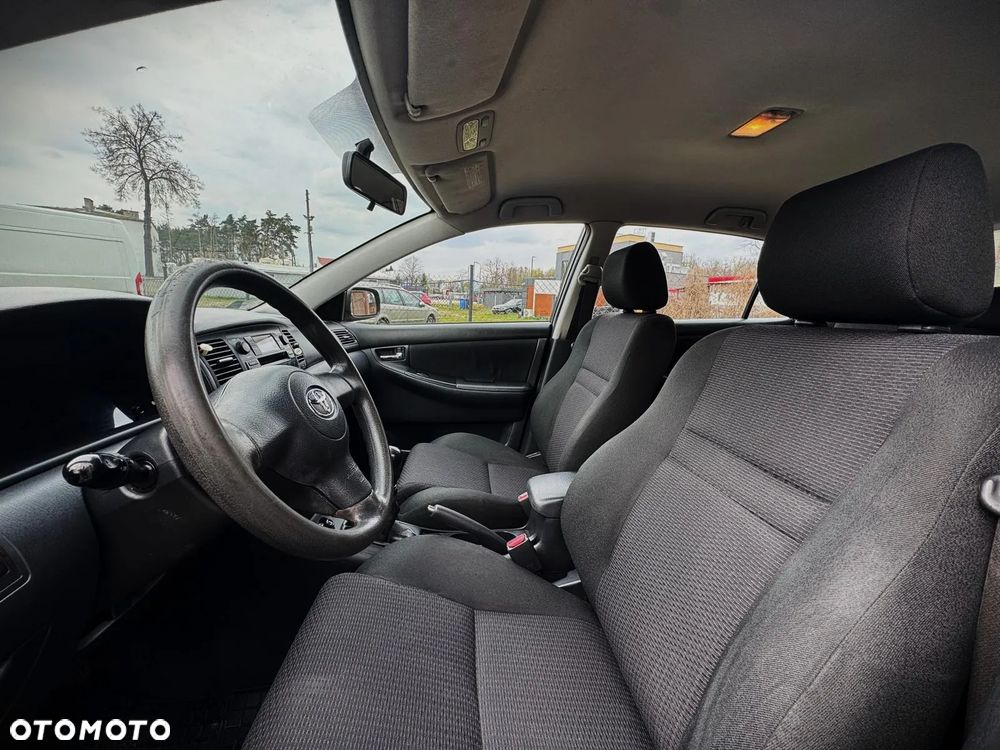 Toyota Corolla 1.4 VVT-i - 9