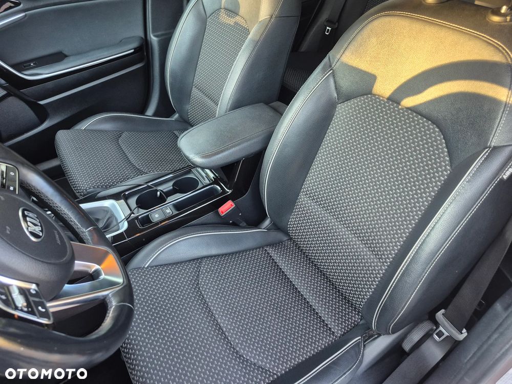 Kia Ceed 1.4 T-GDI L Business Line - 7