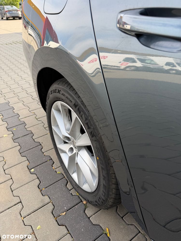 Skoda Superb 2.0 TDI Ambition - 15