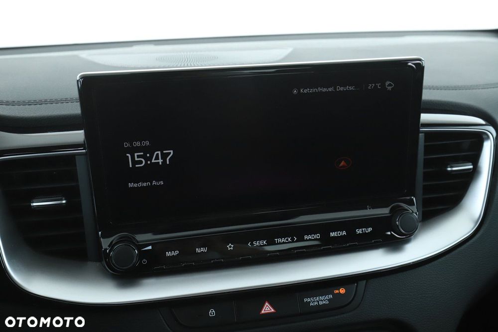 Kia XCeed - 15