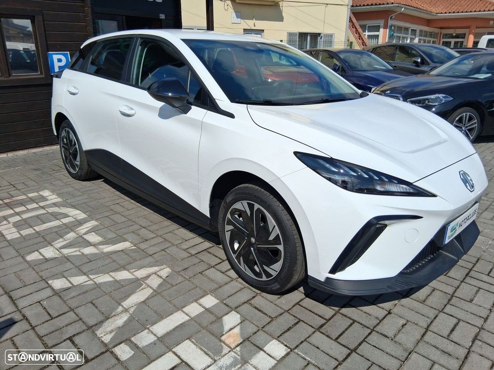 MG MG4 51 kWh Standard - 12