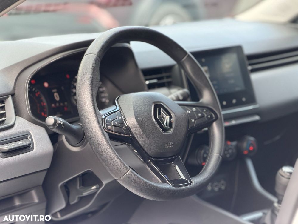 2021 Renault Clio V TCe 90 Techno, photograph 7