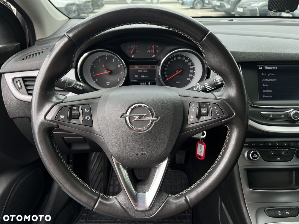 Opel Astra - 10