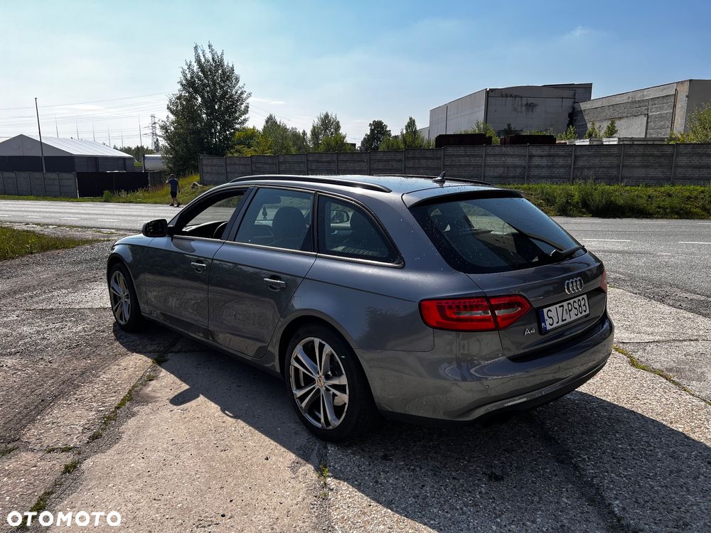 Audi A4 Avant 2.0 TDI Quattro S tronic - 14