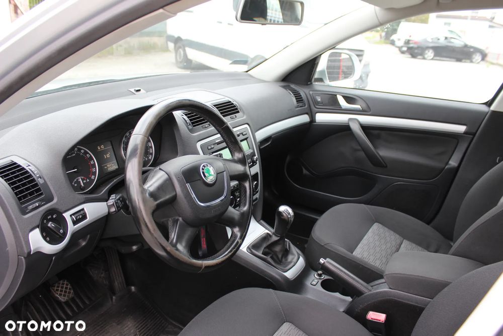 Skoda Octavia 1.6 TDI Classic - 14