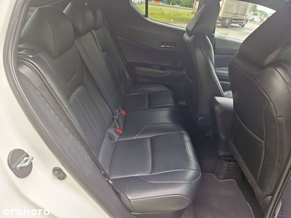 Toyota C-HR 1.8 Hybrid Dynamic - 12
