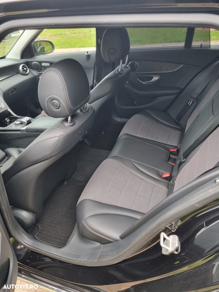 Mercedes-Benz C - 13