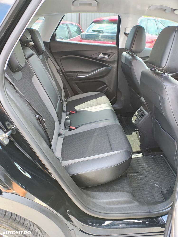 Opel Grandland X 1.2 Start/Stop Business INNOVATION - 11