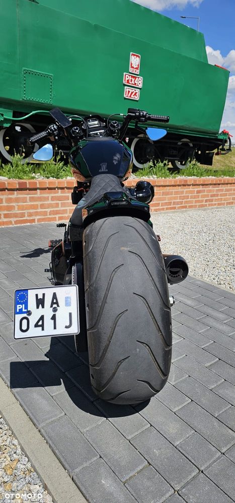 Harley-Davidson Softail FXDR - 13