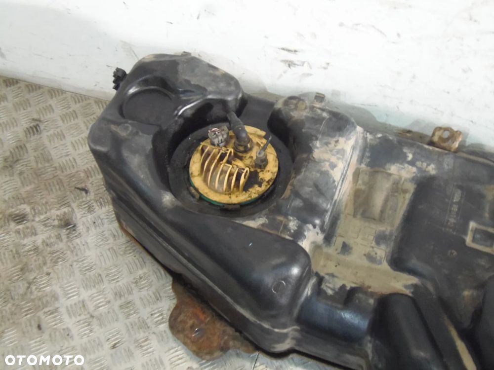 ZBIORNIK PALIWA BAK ROVER SPORT L320 LIFT 3.0D - 3