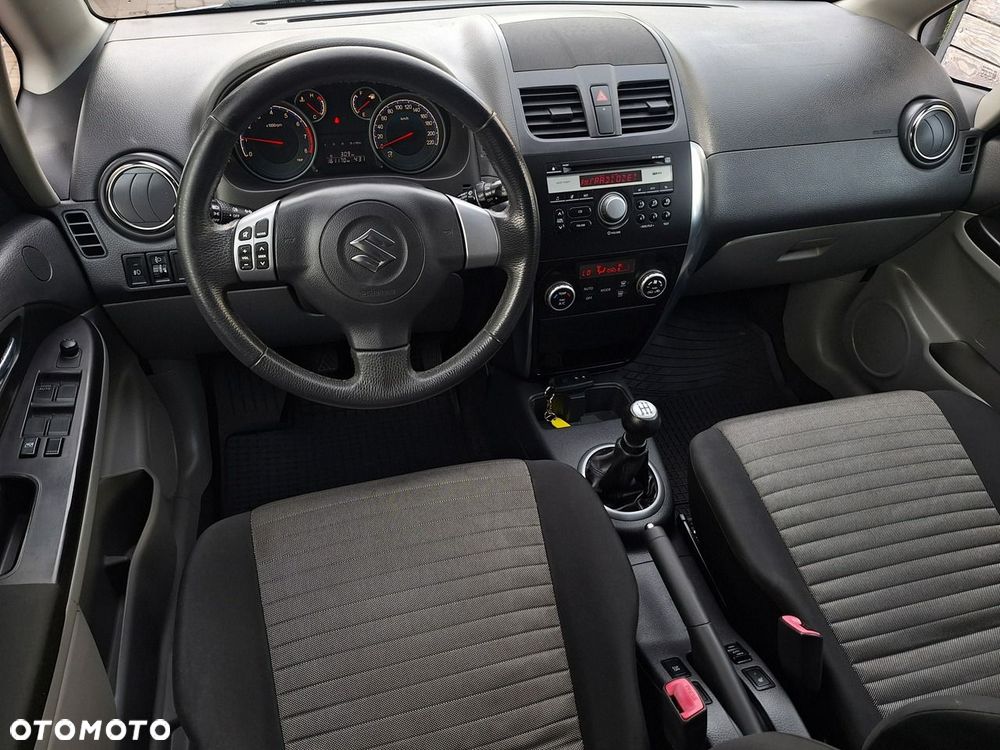 Suzuki SX4 - 13