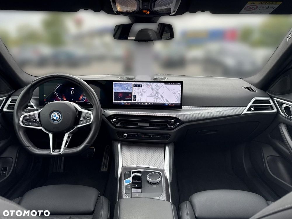 BMW i4 - 28