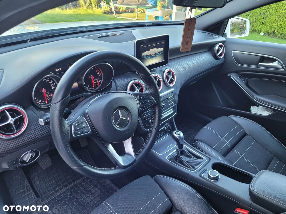 Mercedes-Benz Klasa A 160 AMG Line - 12