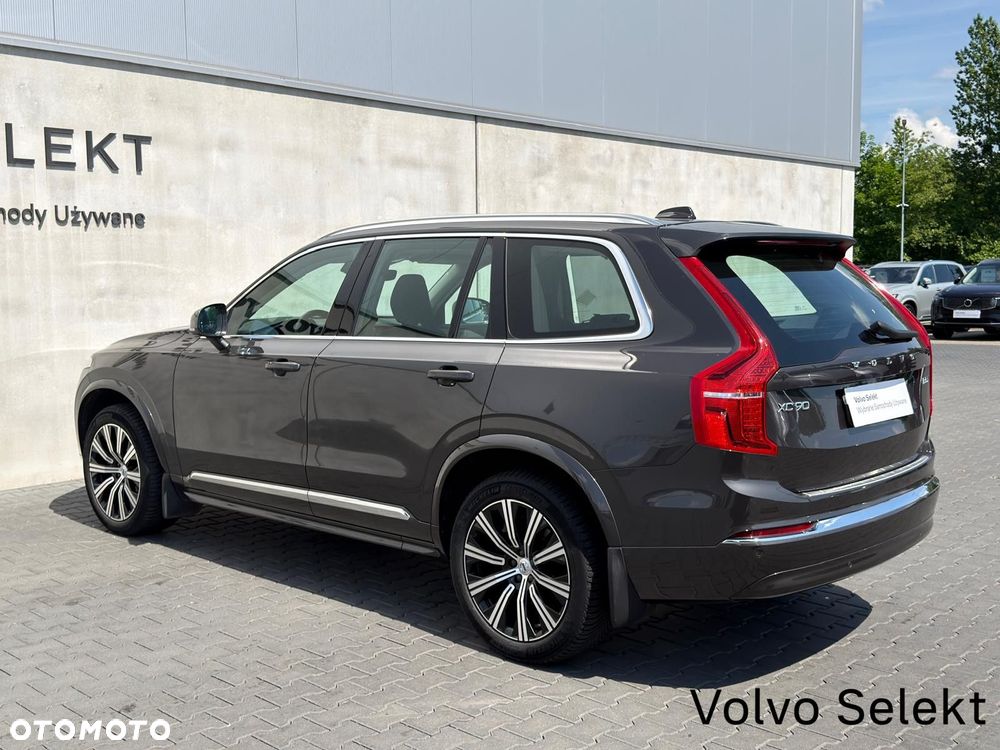 Volvo XC 90 - 8