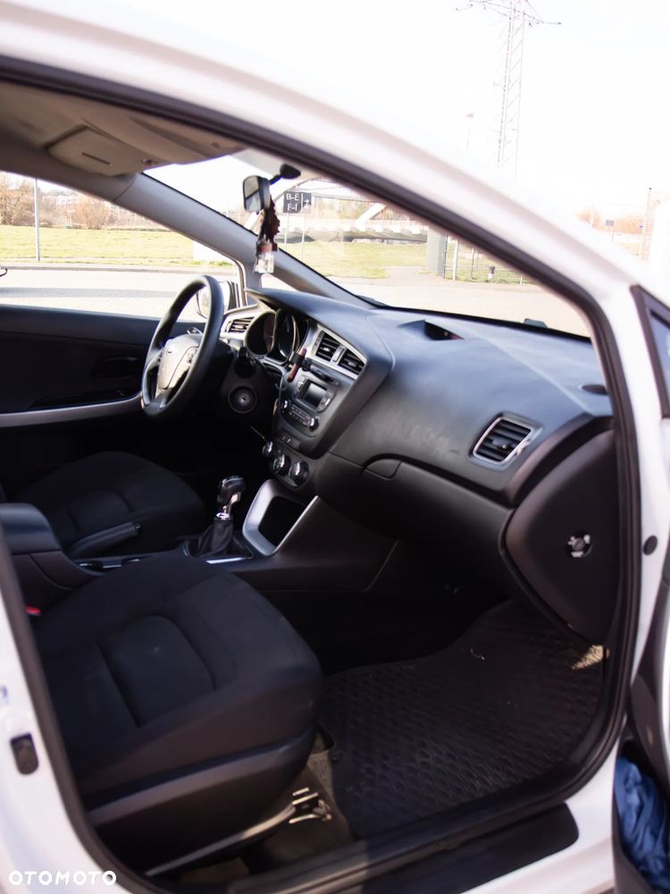 Kia Ceed 1.6 CRDi M - 15