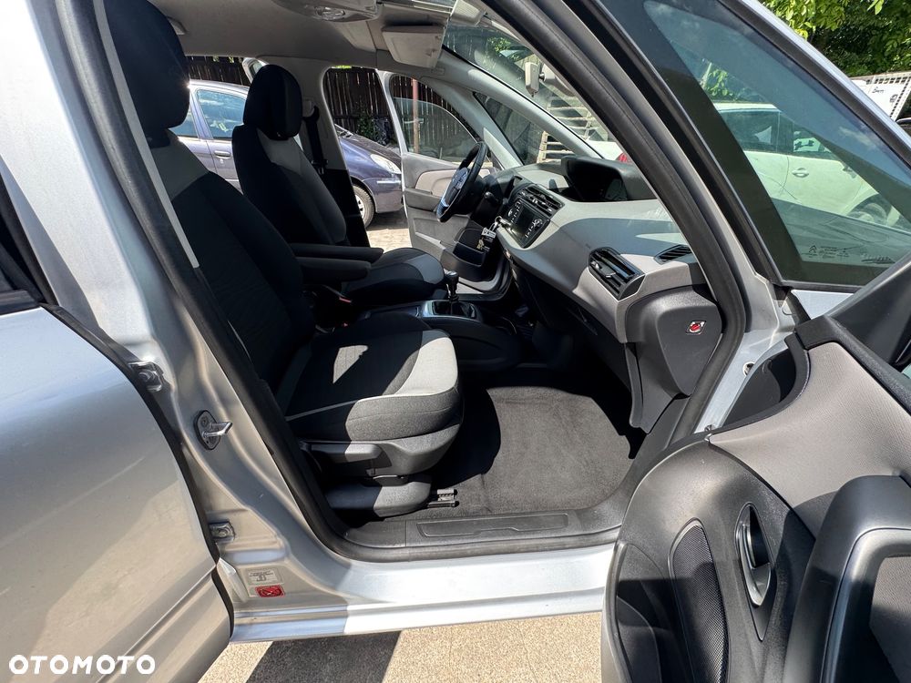Citroën C4 Picasso - 6