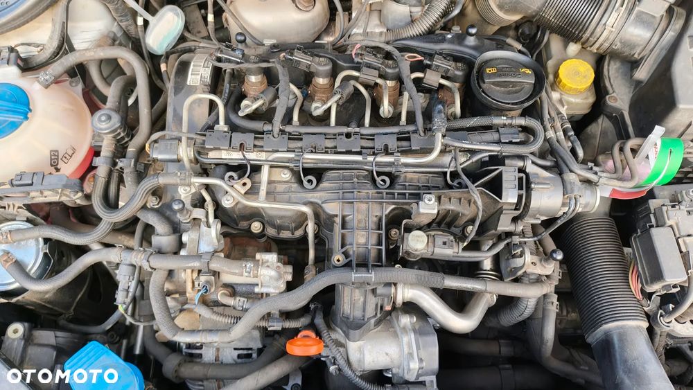 Volkswagen Polo 1.6 TDI DSG Style - 26
