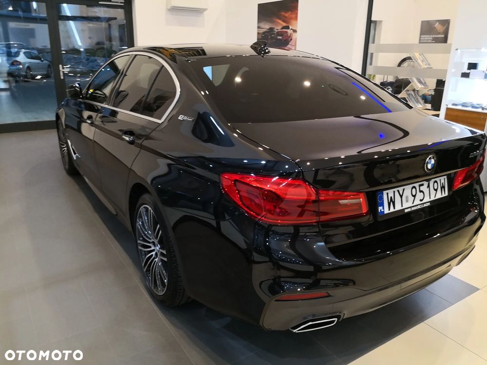 BMW Seria 5 530e iPerformance M Sport sport - 3